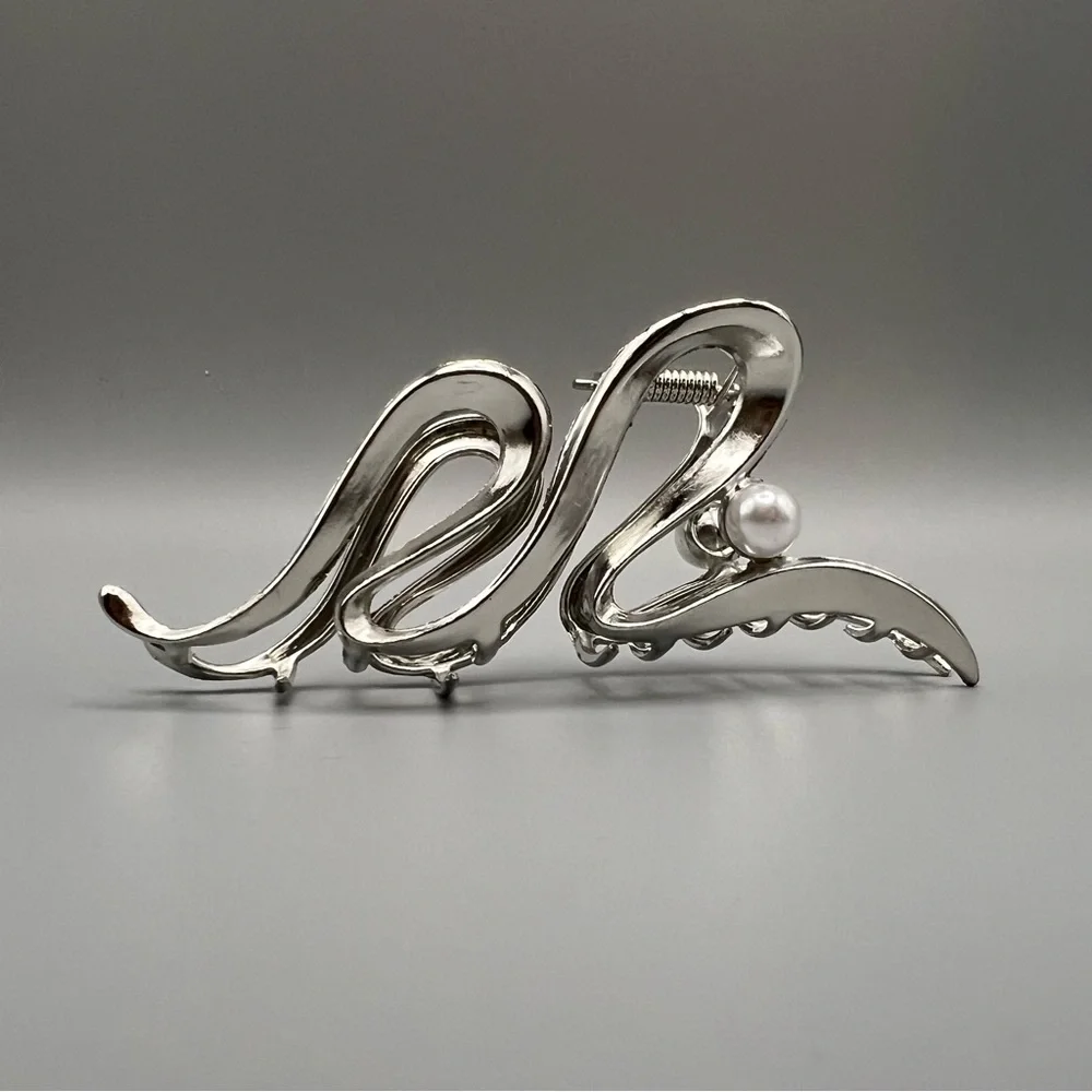 Silver Wave Hair Clip with Pearl Accent